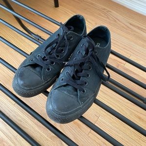 Black Converse